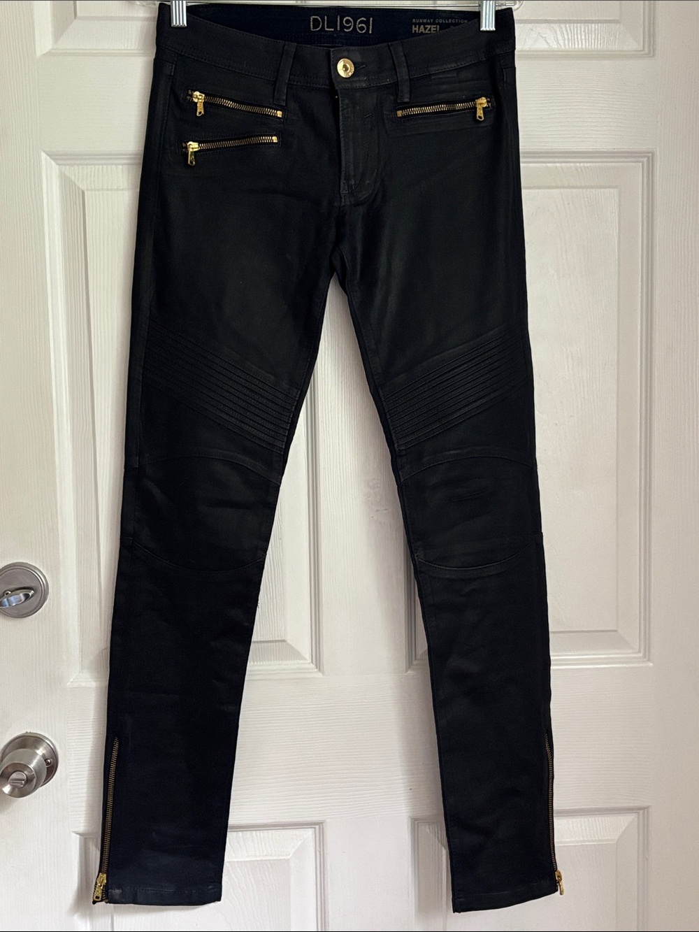 DL1961 Runway Collection Hazel Speedster Skinny Black Coated Moto Jeans Size 29
